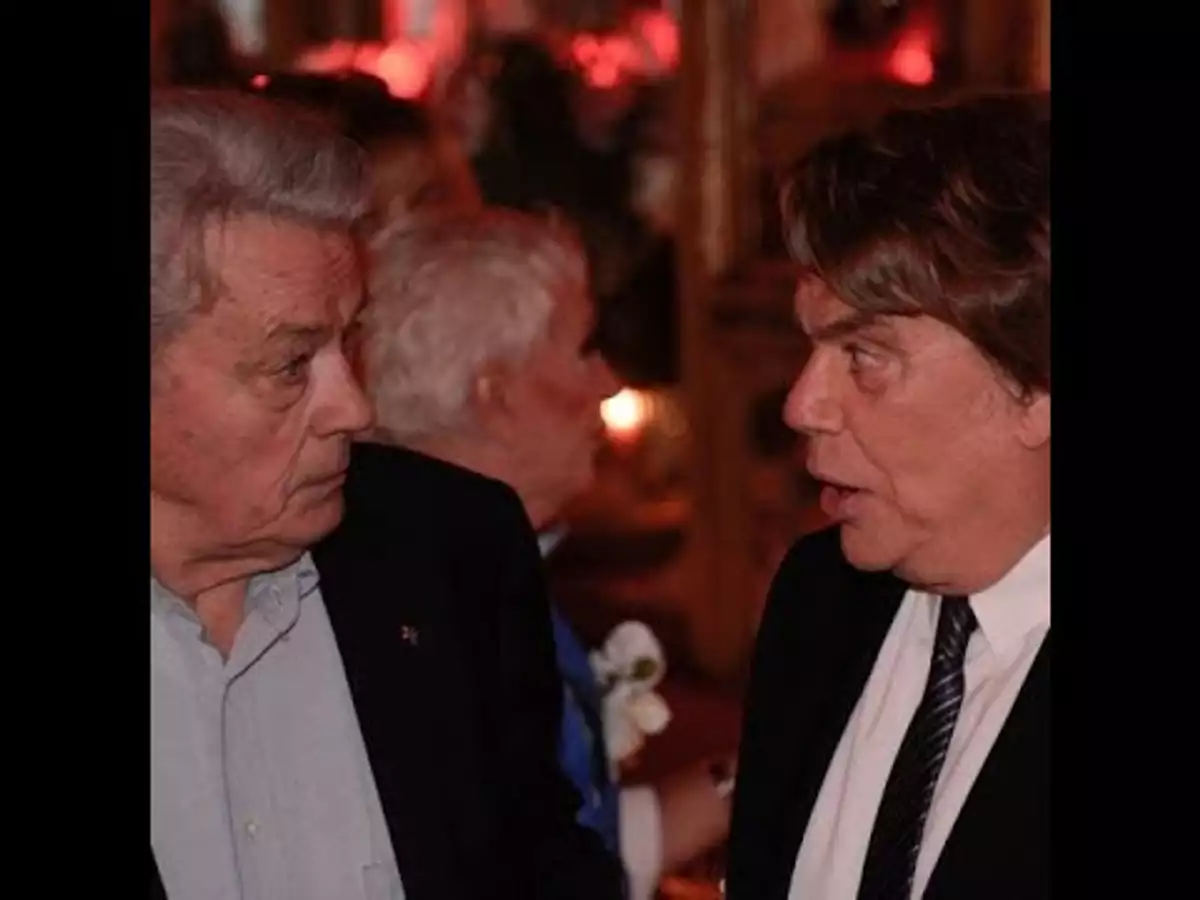 Mort De Bernard Tapie Alain Delon Se Confie Sur Sa Peine Atroce