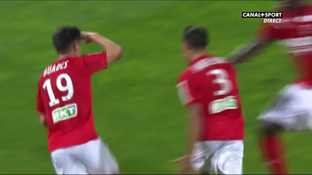 Lucas Buades ouvre le score (avec un peu de chance)