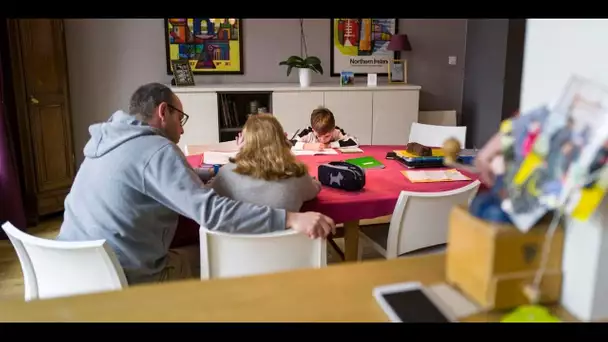 Après des vacances confinées, les élèves de la zone C reprennent l'école à la maison