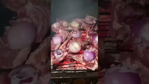 Côtelettes grillées avec oignons 😍