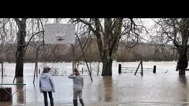 «Ça fait mal» : dans le Pas-de-Calais, profs et élèves confrontés aux inondations des établisseme…