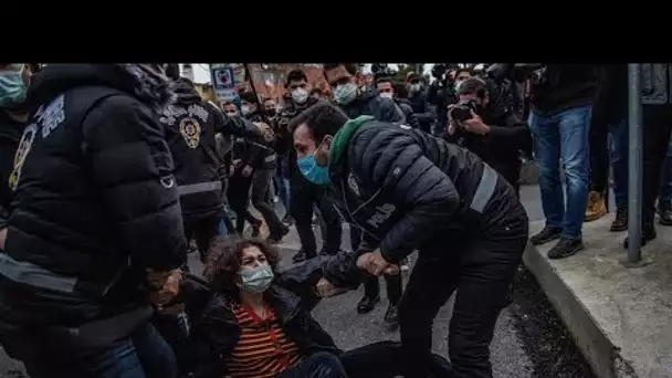 La police turque arrête 159 personnes après des manifestations étudiantes à Istanbul