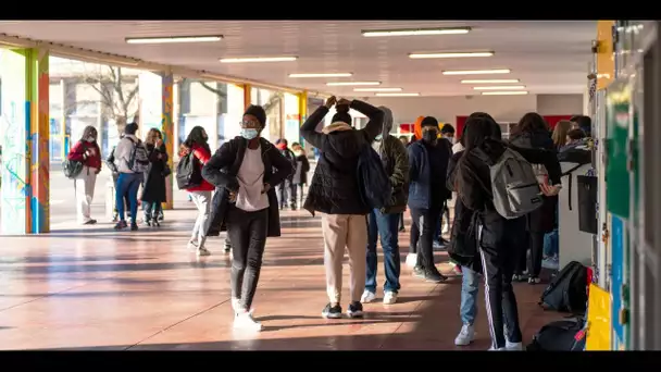 Covid-19 : comment expliquer la hausse des contaminations à l'école ?