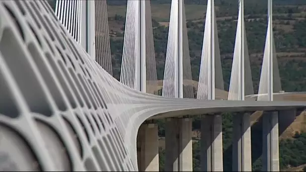 Viaduc de Millau : le pont unique qui a fait sauter le bouchon le plus célèbre de France