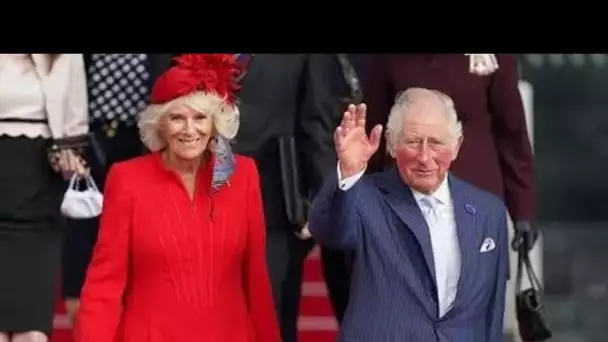 Le prince Charles s'apprête à rompre avec la tradition royale dans le plan de couronnement de la rei