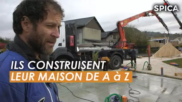 Ils construisent leur maison de A à Z !