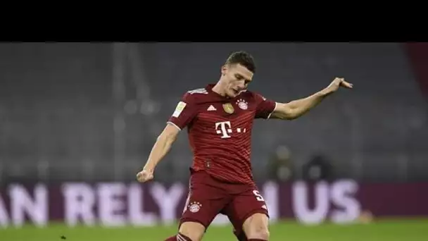 Bayern Munich : Parti aux toilettes en plein match, Benjamin Pavard remplacé malgré lui
