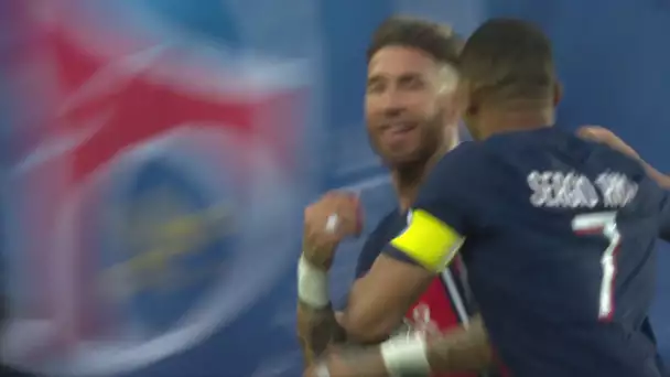 La tour de contrôle Sergio Ramos marque de la tête pour sa dernière avec le PSG !