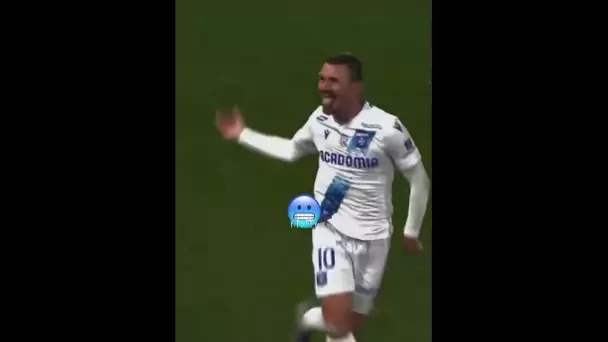 Goal + celebration = 🥶 #football #Ligue1 #Ligue1McDonalds #Auxerre #Perrin #freekick #cold #edit