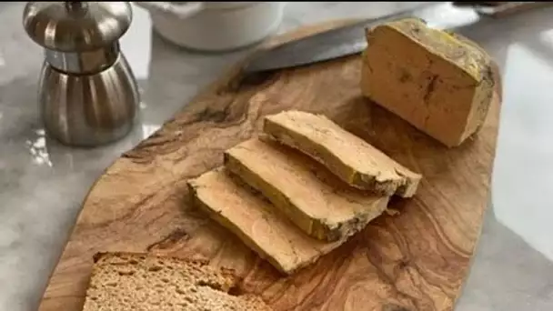 La recette insolite et ultra rapide du Foie Gras au micro-ondes de Julie Andrieu