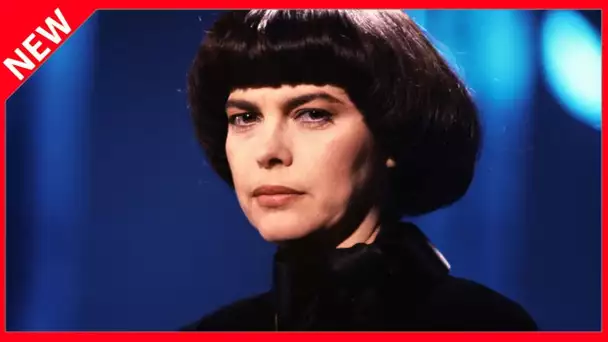 ✅  Mireille Mathieu pleure la mort de son « ami » Ennio Morricone