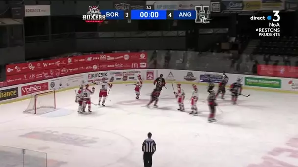 Hockey sur glace : les Boxers de Bordeaux et l'équipe basque d'Anglet Hormadi