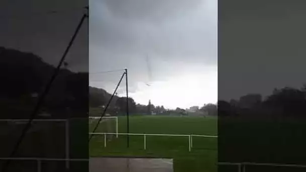 La tornade est apparue ce dimanche 4 octobre, à Creysse près de Bergerac.