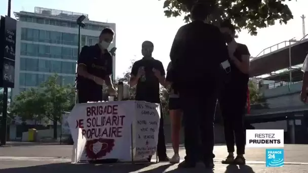 En France, les "brigades solidaires" toujours mobilisés contre le Covid-19