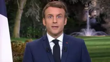 Vœux d'Emmanuel Macron pour la nouvelle année : ce détail de la décoration a intrigué les internautes