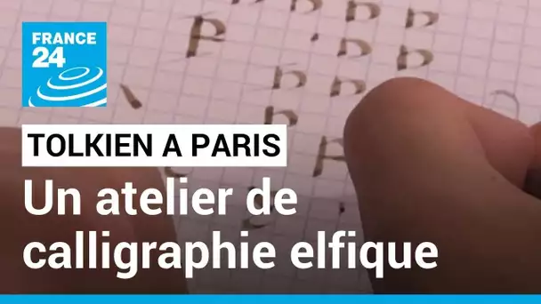 Un atelier de calligraphie elfique en l'honneur de Tolkien au cœur de Paris • FRANCE 24