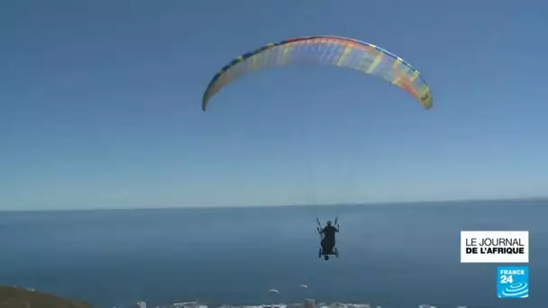 Parapente en Afrique du Sud : l'activité ouverte aux personnes en fauteuil roulant • FRANCE 24