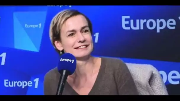 Sandrine Bonnaire produit et réalise dix courts métrages sur le passage à l'âge adulte