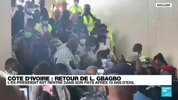 Laurent Gbagbo en Côte d'Ivoire, accueilli par ses partisans en liesse