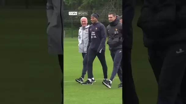 🥰🇫🇷 Mbappé et Deschamps heureux de se retrouver avant l'EURO ! #shorts