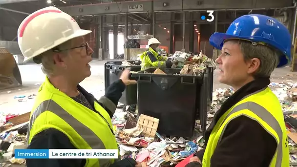 En immersion au centre de tri des déchets ménagers Athanor à La Tronche, en Isère