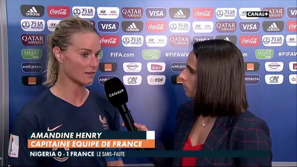 La réaction d'Amandine Henry après Nigéria / France