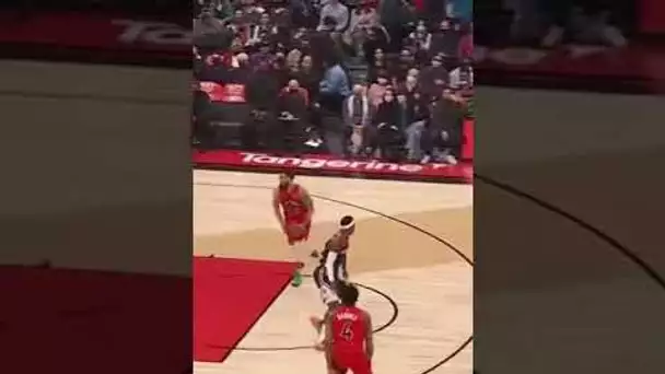 Fred VanVleet makes the defence dance! #NBA #Raptors #shorts