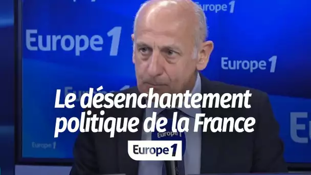 LE DÉSENCHANTEMENT POLITIQUE DE LA FRANCE (APHATIE)