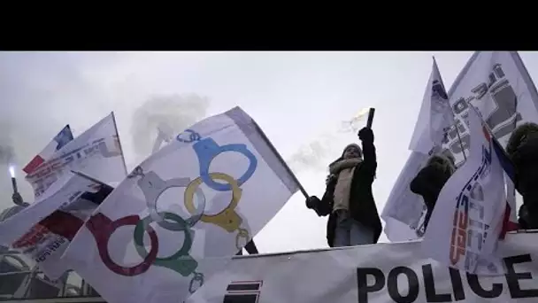 JO Paris 2024 : des policiers en colère demandent des précisions sur leurs droits