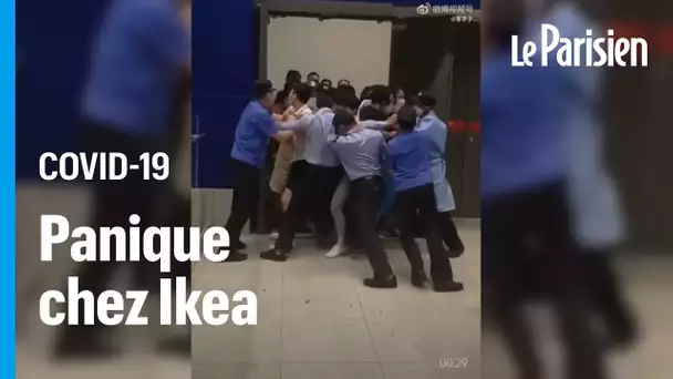 Scène de chaos dans un magasin Ikea à Shanghai après l'annonce d'un cas de Covid-19