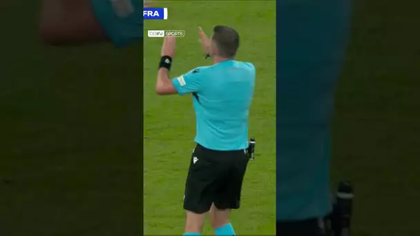 🟨 Vitinha qui donne un carton jaune à l'arbitre ! #Shorts