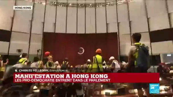 Jour historique à Hong Kong, où des centaines de manifestants entrent dans le parlement