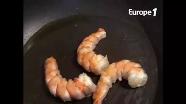 VIDÉO - La recette des crevettes au lait de coco d'Yves Camdeborde