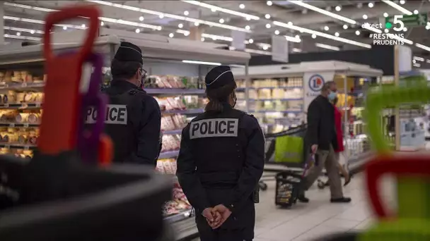 Les grandes surfaces sous surveillance - C à Vous - 10/11/2020