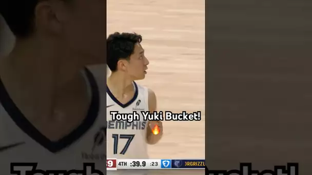 Yuki Kawamura’s bucket sends the Trail Blazers fans into a frenzy! 🔥👏|#Shorts