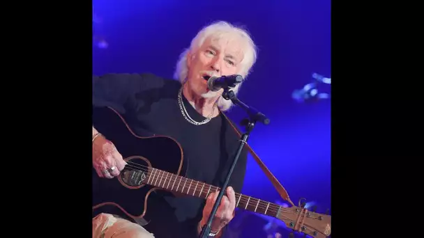 Hugues Aufray en colère contre « une déferlante immonde »