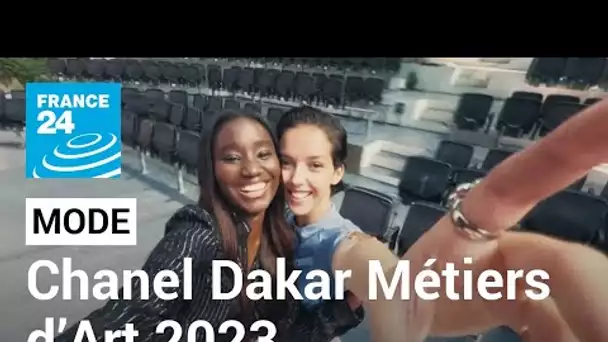 Premier défilé en Afrique pour Chanel avec sa collection "métiers d’art 2022/2023" à Dakar