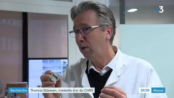 Le chercheur strasbourgeois Thomas Ebbesen reçoit la médaille d'or du CNRS.