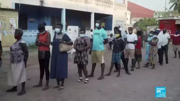 Présidentielle au Ghana : un scrutin qui s'annonce serré