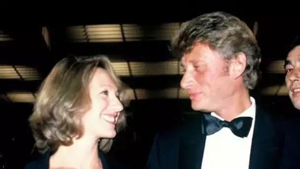 Nathalie Baye fait des confidences sur sa relation avec Johnny Hallyday