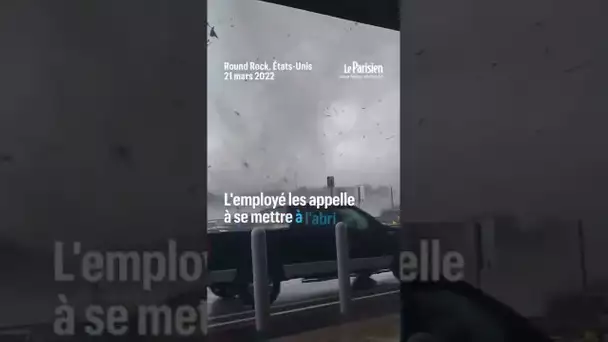 Texas : une tornade sème la panique sur le parking d'un supermarché