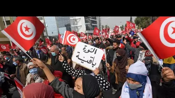 Tunisie : les partisans d'Ennahda se mobilisent en pleine crise politique