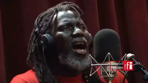 Tiken Jah Fakoly - "Le Prix du Paradis" et "Le Dernier Appel" dans Couleurs Tropicales sur #RFI