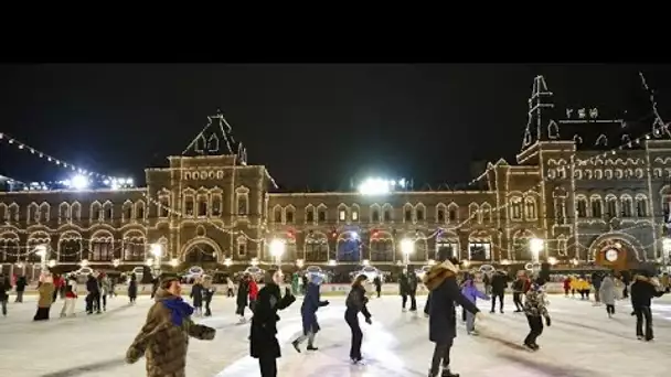 Moscou à Noël : ouverture de la grande patinoire de la place Rouge