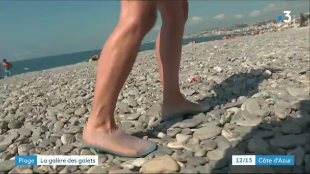 Nice : marcher sur les galets de la promenade des Anglais, c'est pas facile...