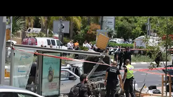 Israël : un attentat à la voiture-bélier fait plusieurs blessés à Tel-Aviv • FRANCE 24