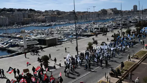 Opération « Ports morts » : À Marseille, dockeurs et marins poursuivent la mobilisation contre la…