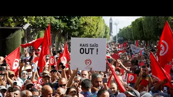 Des milliers de Tunisiens manifestent contre le président Kaïs Saïed et la crise économique