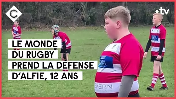 Élan de solidarité pour Alfie, jeune rugbyman gallois - C à Vous - 26/01/2022