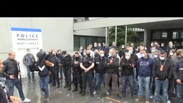 Des policiers français manifestent contre les accusations de racisme